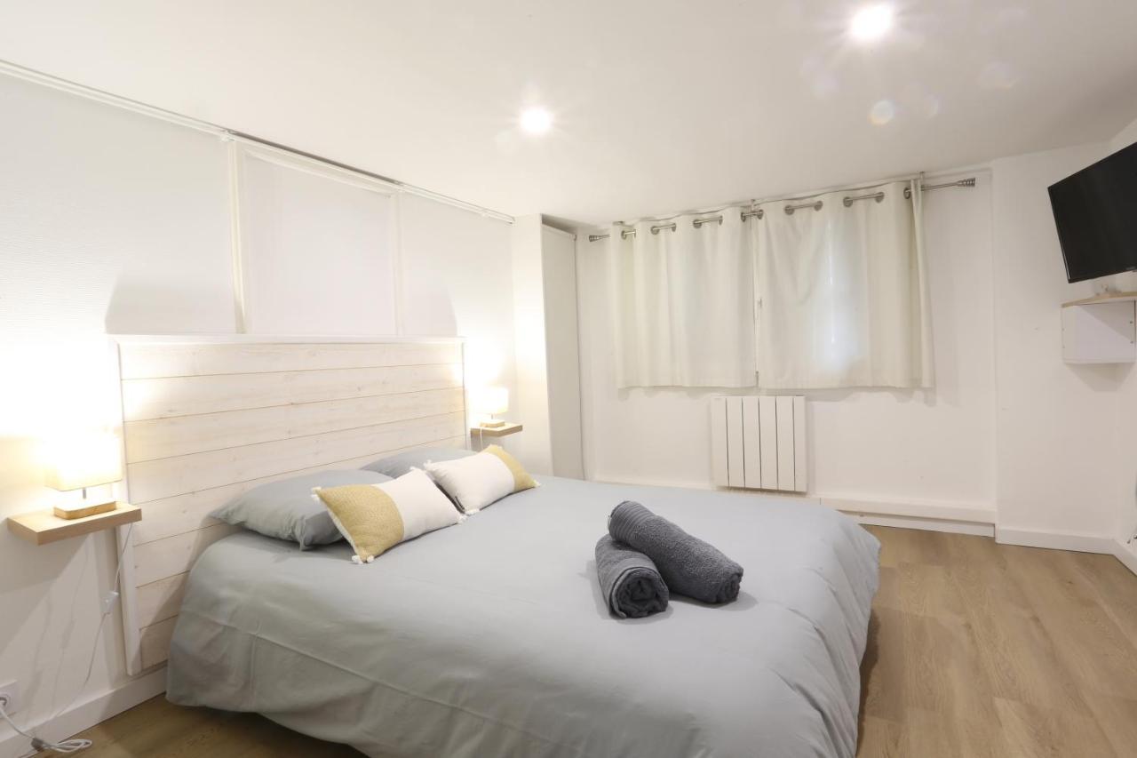 T2 avec terrasse / 10mn grande plage Royan Exteriör bild